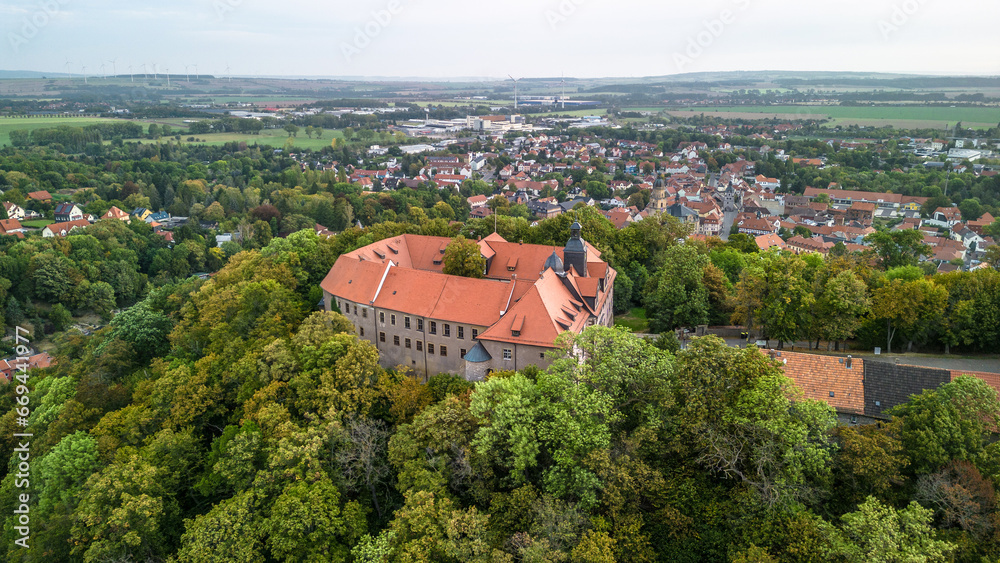 Schloss Tenneberg in Waltershausen - obrazy, fototapety, plakaty 