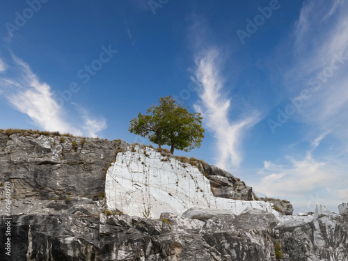 Картината върху платно very nice view of massa marble quarry