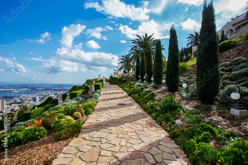 Fototapeta Naklejka Na Ścianę i Meble -  Bahai Gardens (Bahai Bab) in Haifa city on  steep slope of Carmel  Mount