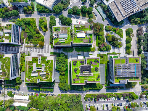 Aerial photography of green city, ecological city, livable environment, many green plants planted on the roof