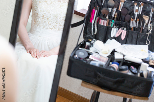 メイク　着替え