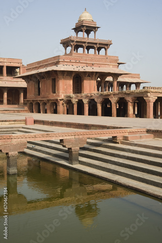 Abdar Khana building and Anoop Talao water basin, Fatehpur Sikri, Uttar Pradesh, India, UNESCO World Heritage Site