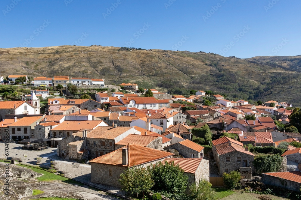 Obraz premium Linhares da Beira (Portugal)