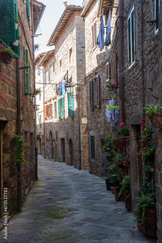 Fototapeta Naklejka Na Ścianę i Meble -  Abbadia San Salvatore, historic town in Tuscany