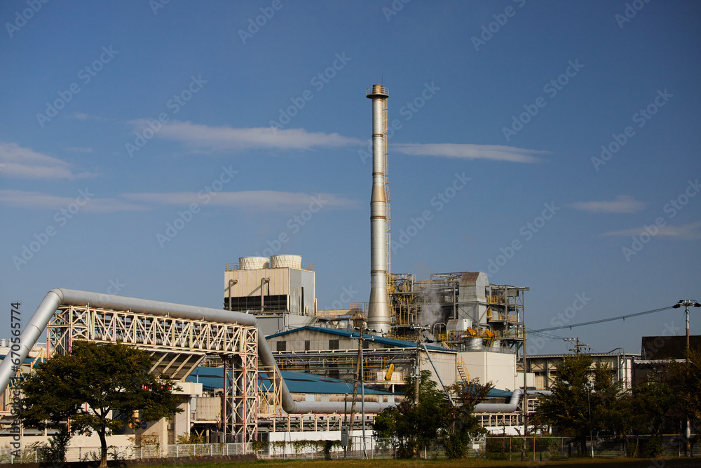 大阪の堺市の海岸の工場の風景