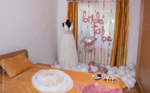 Fényképezés white crinoline for a wedding dress, skirt with hoops