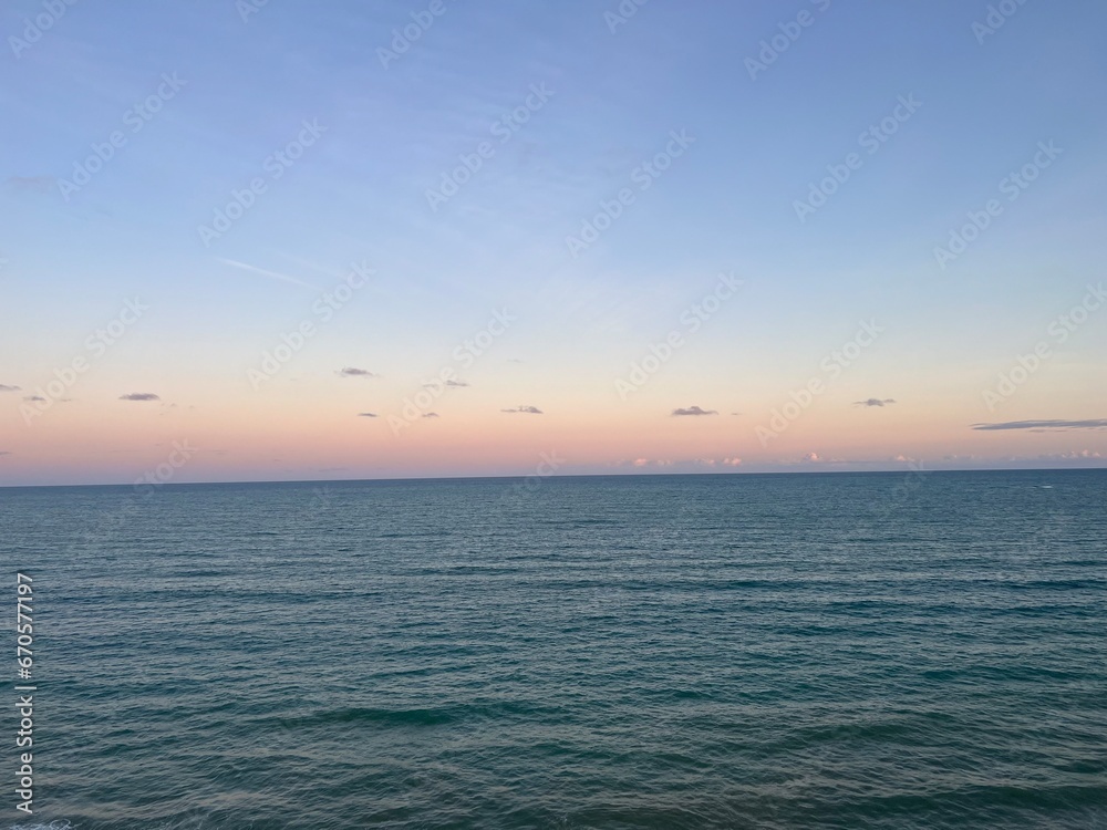 Fototapeta premium sunset over the sea