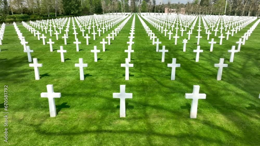 Cimetière militaire de la Première Guère Mondiale; vue aérienne par drone.