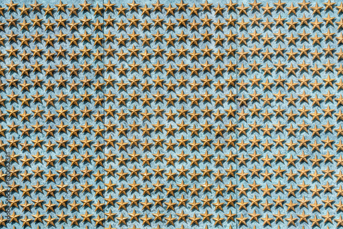 Obraz na płótnie The Freedom Wall with gold stars in the World War II Memorial Washington, D.C., USA. w salonie