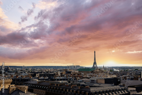 Paris cityscape. Rooftops of the buildings, Eiffel Tower in the background © luengo_ua