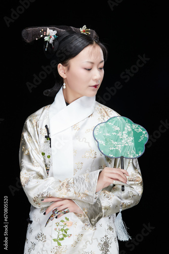 Cuadro en lienzo A Asian woman dressed in Qing Dynasty Empress attire