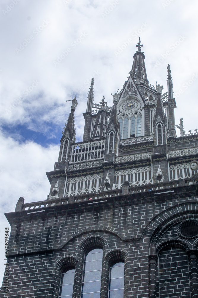 cathedral of las lajas colombia