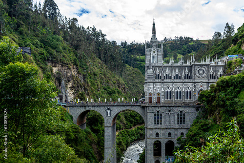 cathedral of las lajas colombia