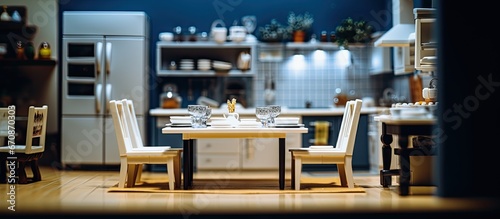Focused dining set in the kitchen © 2rogan
