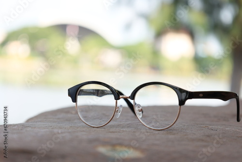 glasses in the park © komthong wongsangiam