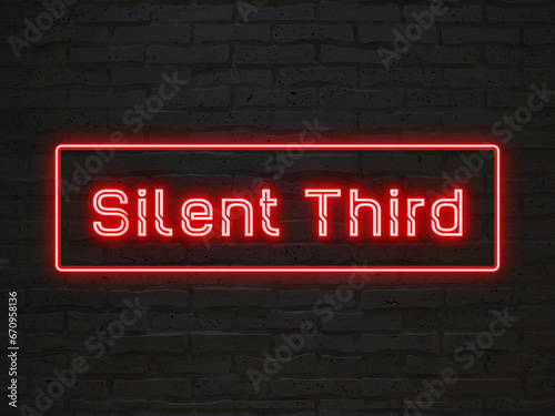 Silent Third のネオン文字