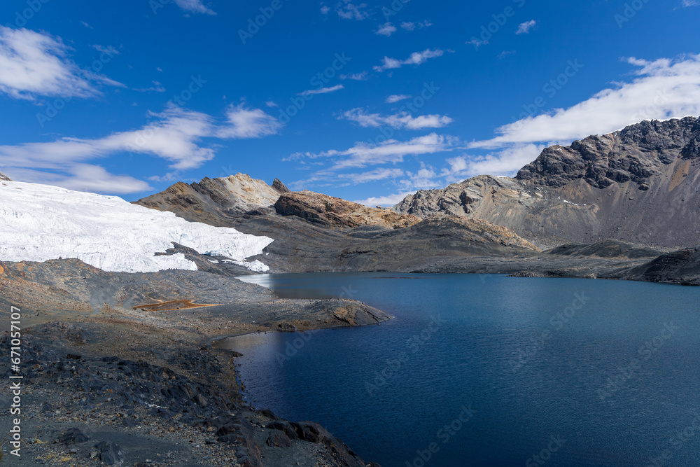 Obraz premium Aerial view of the Pastoruri Glacier, Ancash.