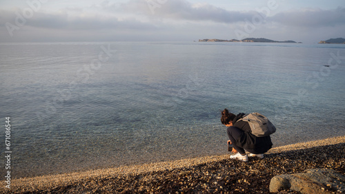 dziewczyna ocean morze grecja piękna okolica saloniki