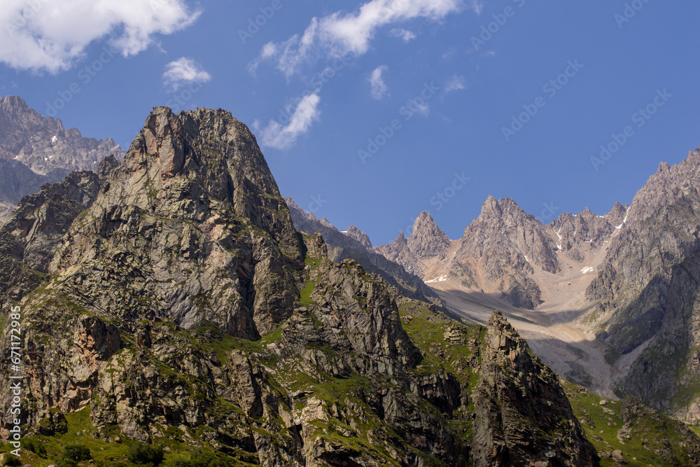 Obraz premium mountains in the mountains