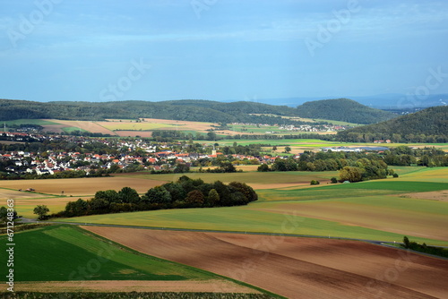 Grüne Herbstlandschaft bei Bad Zwesten