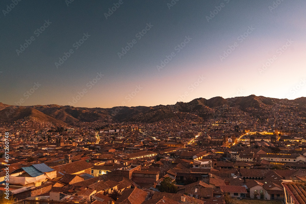 Obraz premium sunset in the mountains in cusco