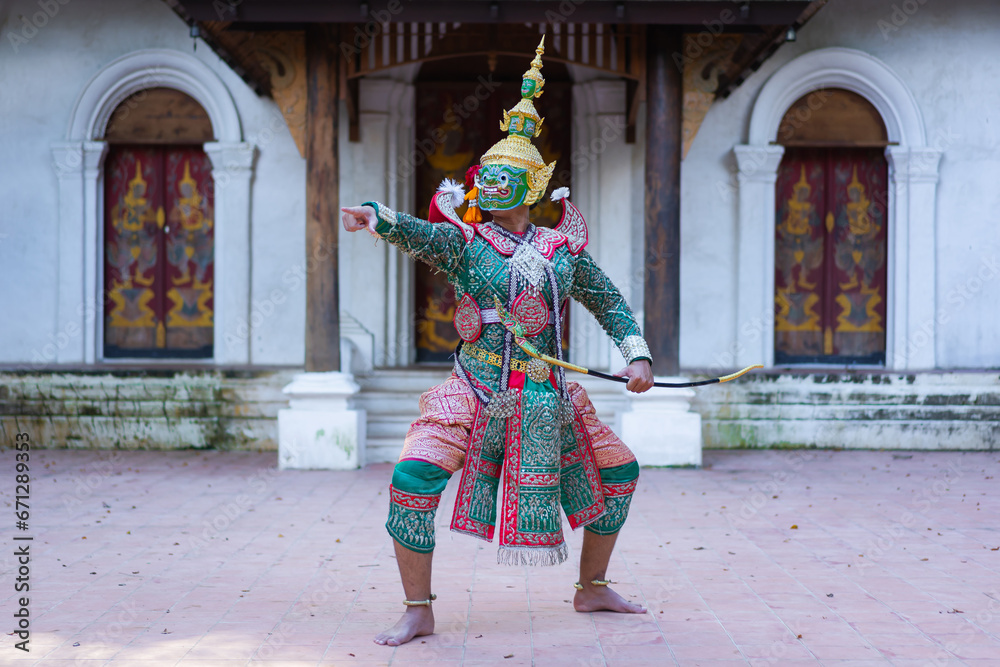 Khon is the art of classical traditional Thai dance in the mask culture of Thailand. Beautiful dancing in the Mask Literature Performance is a Ramayana epic. Khon is the art of classical traditional Thai dance in the mask culture of Thailand. Beautiful dancing in the Mask Literature Performance is a Ramayana epic.