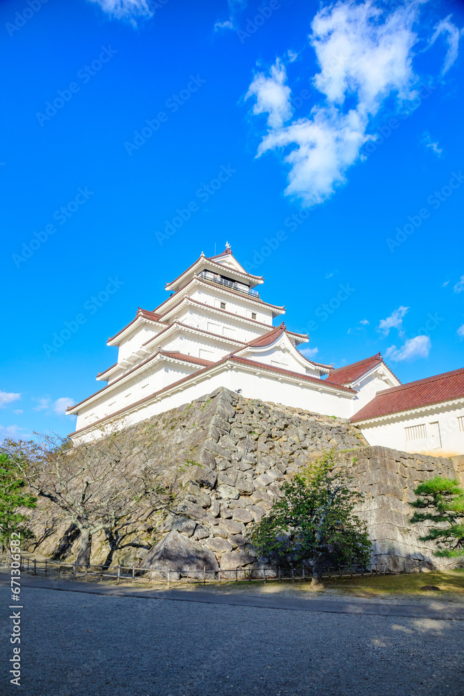 初秋の鶴ヶ城　福島県会津若松市　Tsuruga Castle in early autumn. Fukushima Pref, Aizuwakamatsu City.