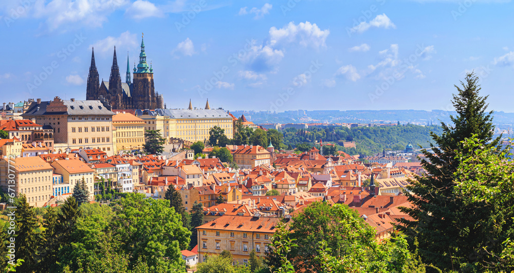 Obraz na płótnie Summer cityscape, panorama, banner - view of the Mala Strana historical district and castle complex Prague Castle, Czech Republic w salonie
