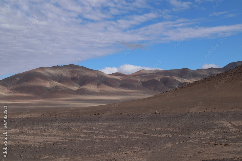 Atacama Desert: Mountains, Elegance and Serenity