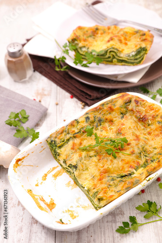 vegetable gratin with cream and cheese- Homemade spinach lasagne
