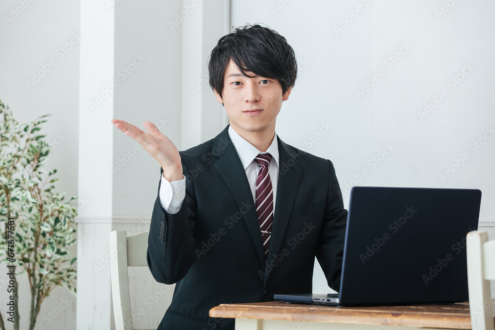 カメラ目線のビジネスマン Business カメラ目線のビジネスマン Business