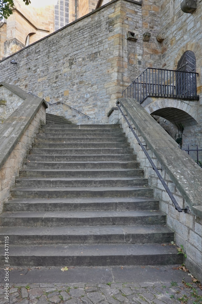 Erfurt- Seitentreppe zum Dom
