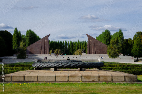 Treptower Park Soviet Memorial photo