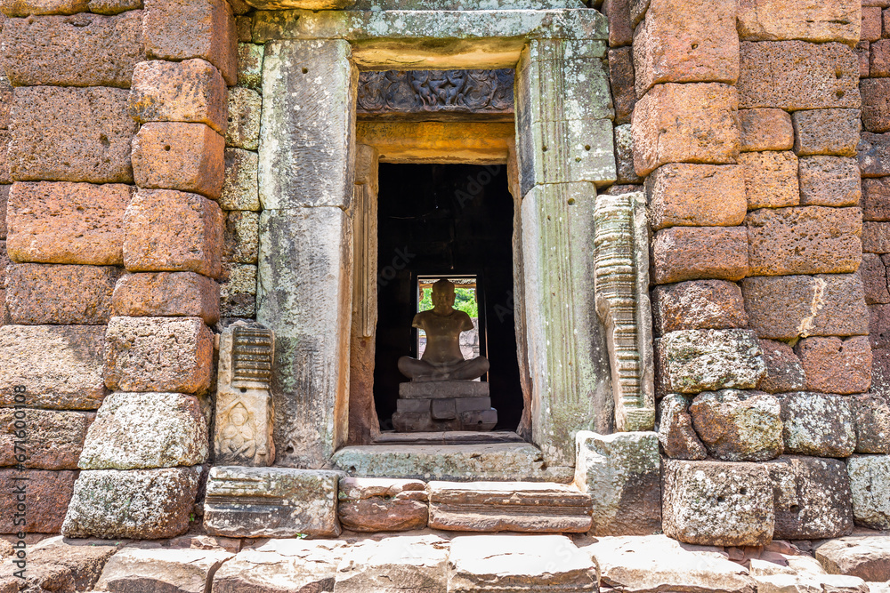 The statue is in Phimai Prasat Hin Historical Park, located in Phimai District. Nakhon Ratchasima Province During the Khmer Empire, it was large and beautiful. Built in the reign of King Suryavarman I The statue is in Phimai Prasat Hin Historical Park, located in Phimai District. Nakhon Ratchasima Province During the Khmer Empire, it was large and beautiful. Built in the reign of King Suryavarman I