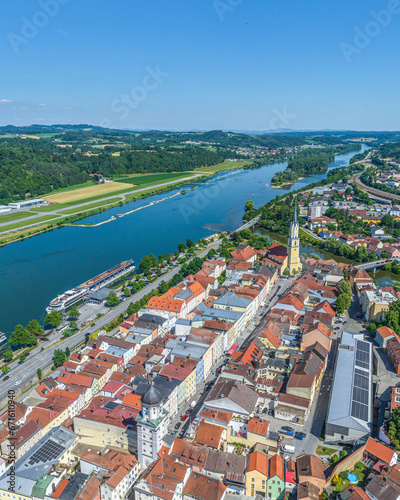 Die Stadt Vilshofen im niederbayerischen Landkreis Passau im Luftbild
