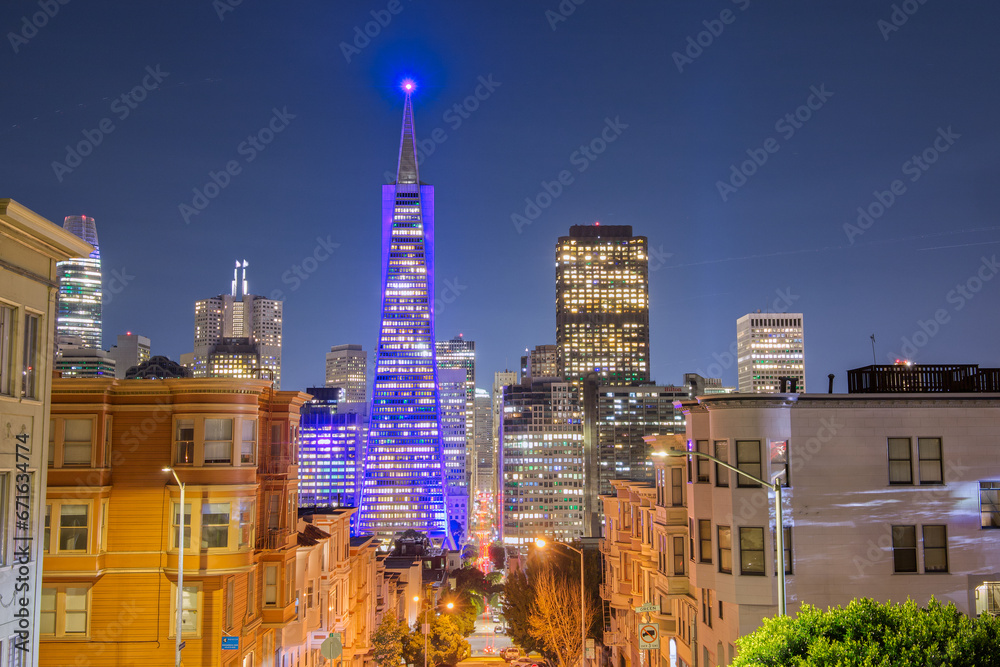 Naklejka premium San Francisco Landmark in the Early Morning