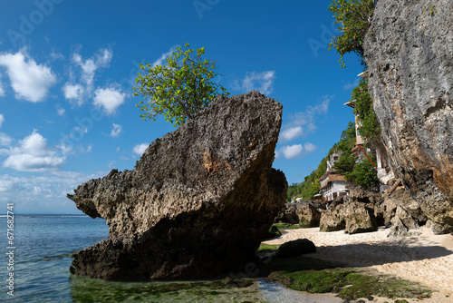 Padang Padang Beach auf Bali/Indonesien photo