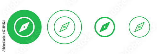 Compass icon set. arrow compass icon vector