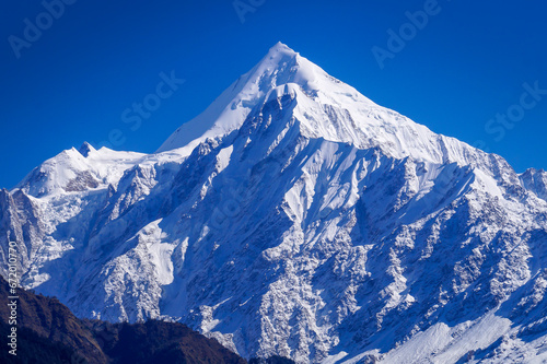 The highest peak in Panchachulli Mountain range in Munsiyari, Uttarakhand, India © Sourav