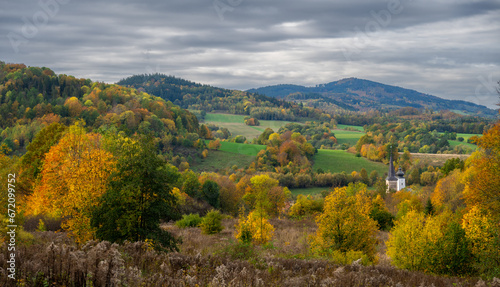 Obraz na płótnie autumn in Kaczawskie mountains in Poland w salonie