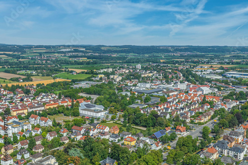 Die oberschwäbische Mittelstadt Weingarten im Landkreis Ravensburg von oben