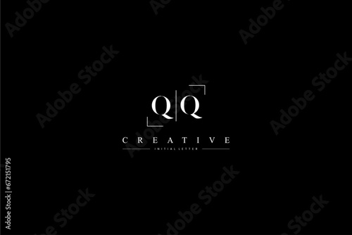 minimalist QQ initial logo with simple vertical stroke line in black