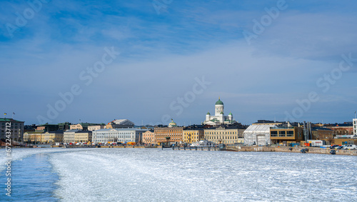 Helsinki Harbor, HDR Image © mehdi33300