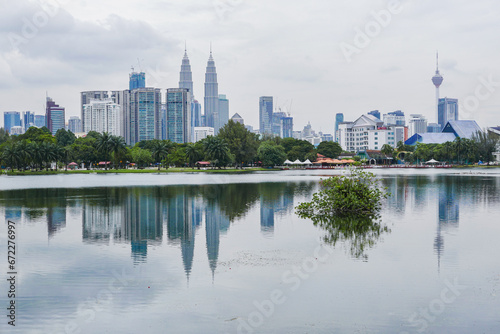 Taman Tasik Titiwangsa  Titiwangsa Lake Park  and Kuala Lumpur skyline
