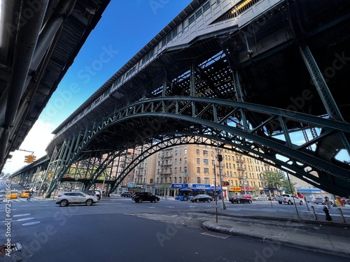 Fototapeta Naklejka Na Ścianę i Meble -  New York Bridge over Road Harlem