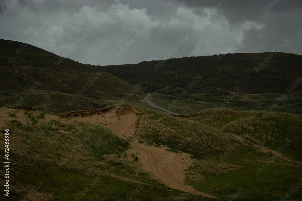 Promenade dans les Dunes de Biville, juste avant la tempête Ciaran dans la Hague, La Manche, Le Cotentin, en Basse Normandie, France Promenade dans les Dunes de Biville, juste avant la tempête Ciaran dans la Hague, La Manche, Le Cotentin, en Basse Normandie, France