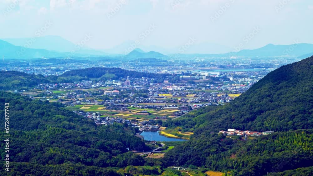 上佐山山頂から高松市内を一望(香川県高松市西植田町) 上佐山山頂から高松市内を一望(香川県高松市西植田町)