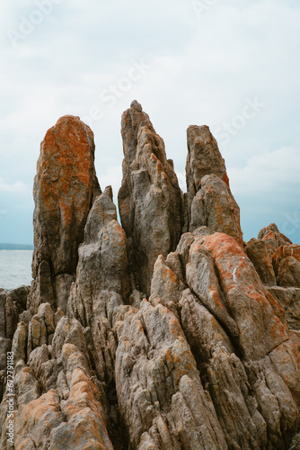 rocks and sea (ID: 672791183)