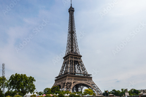 Fototapeta Naklejka Na Ścianę i Meble -  Paris city is the capital of France for holidays all year round... Paris, France, 07-27-2019