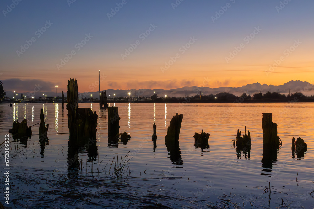 Fototapeta premium Dawn on the Snohomish River Delta
